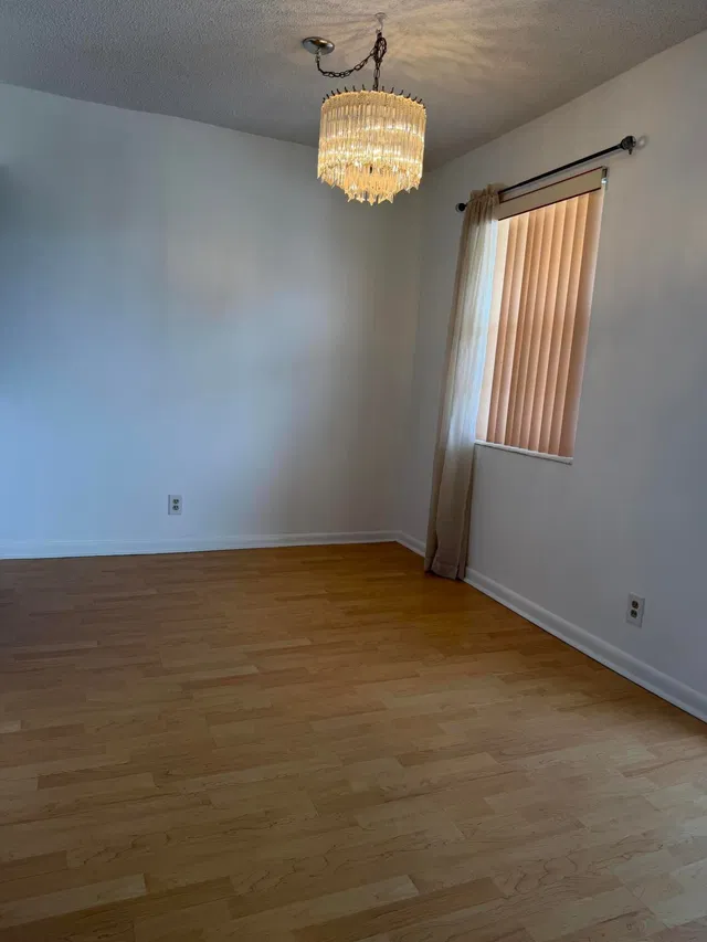  Residence photo 6