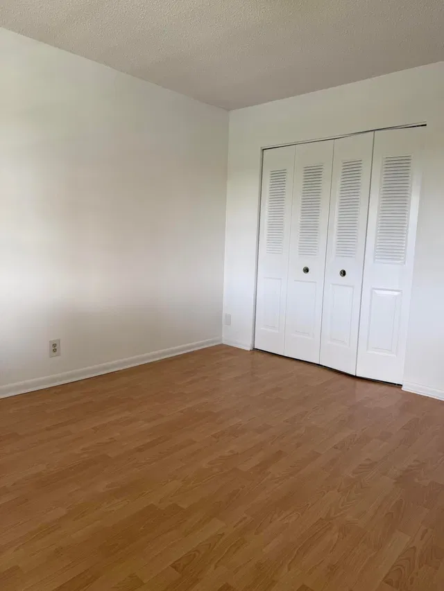  Residence photo 7