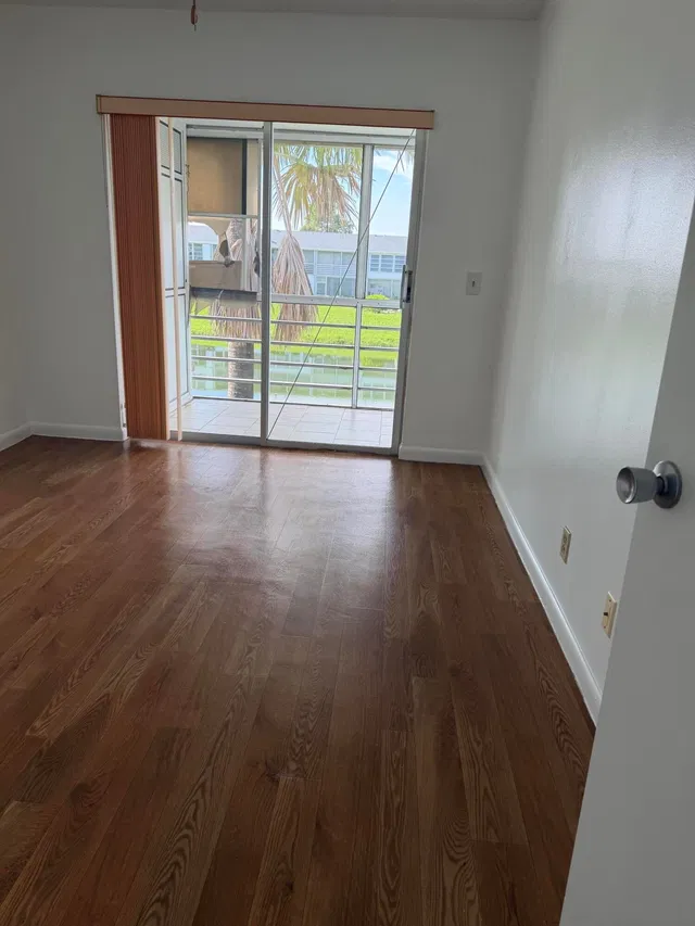  Residence photo 10