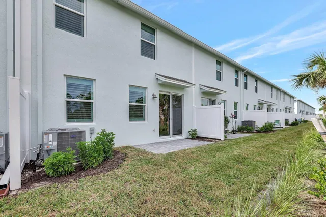 Residence photo 27