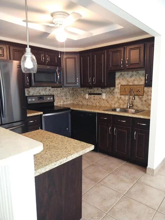 Residence photo 5