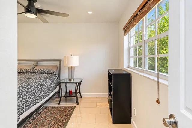  Residence photo 26