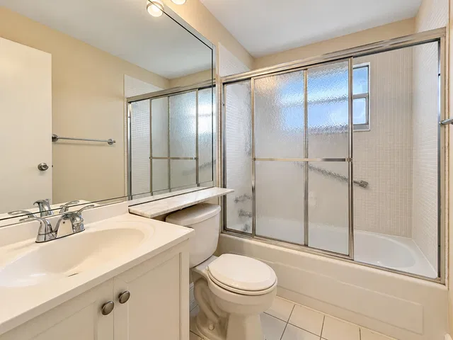Residence photo 14