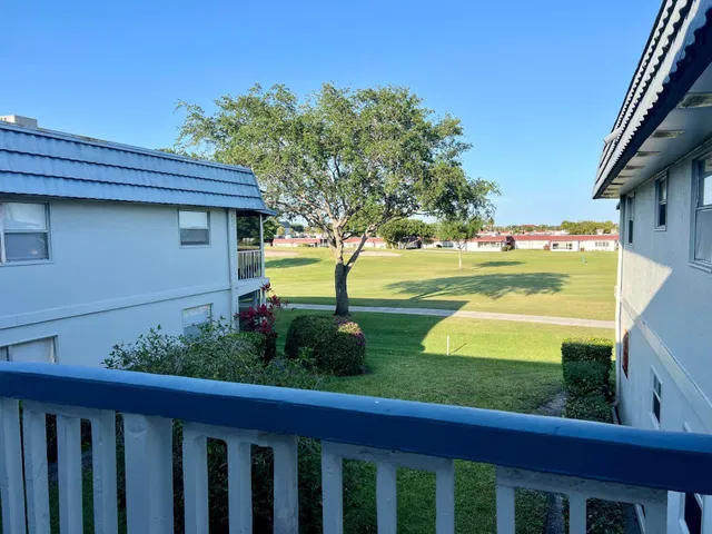 Residence photo 35