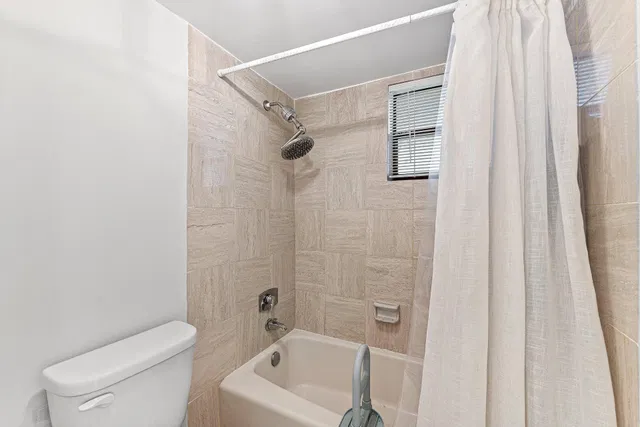 Unit 302 photo 25