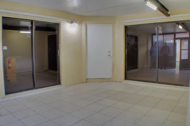 Unit 1203 photo 7
