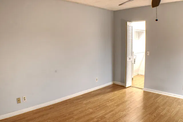 Unit 1203 photo 23