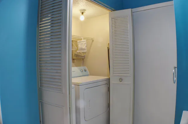 Unit 1203 photo 28