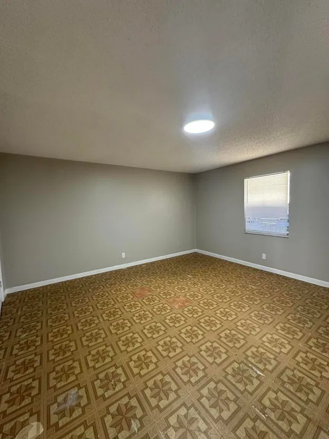 Residence photo 5