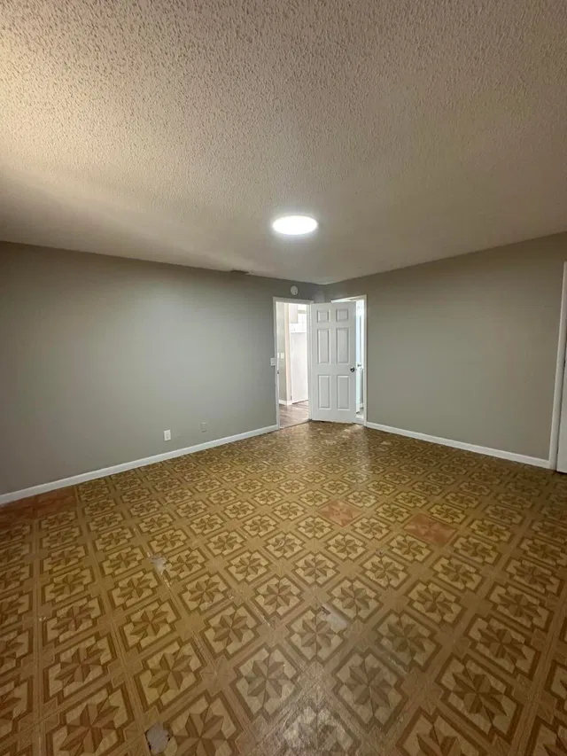 Residence photo 6