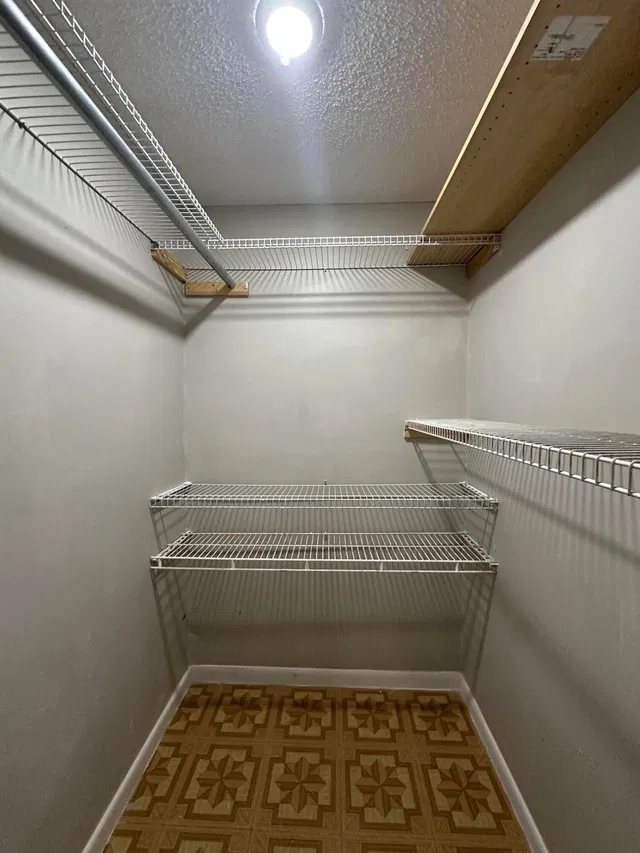 Residence photo 9