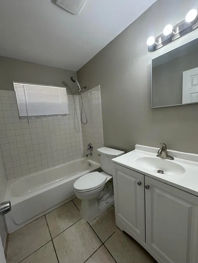 Residence photo 15
