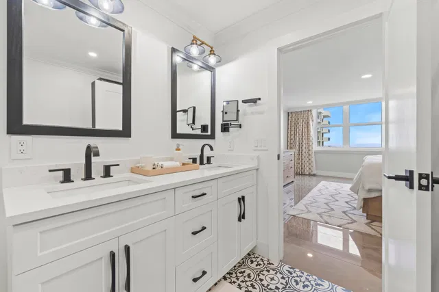Singer Island Unit 1404 photo 17