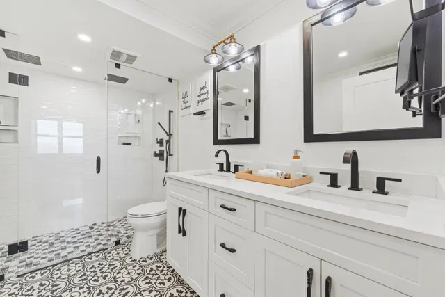Singer Island Unit 1404 photo 18