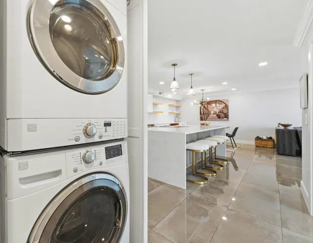 Singer Island Unit 1404 photo 23