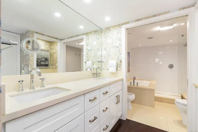 South Palm Beach Unit 301E photo 17