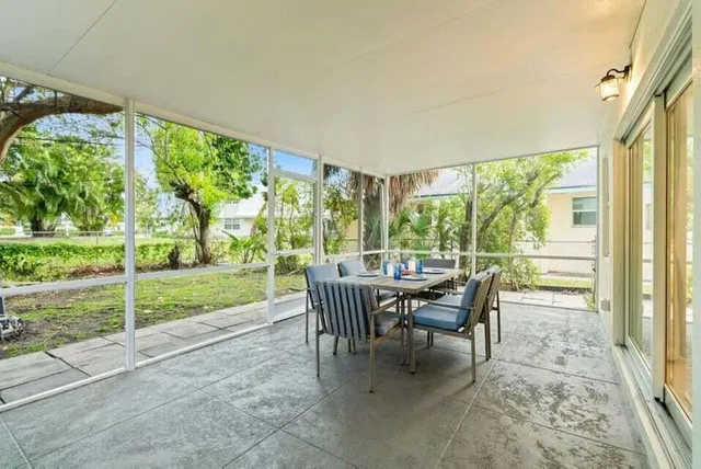 Singer Island Residence photo 24