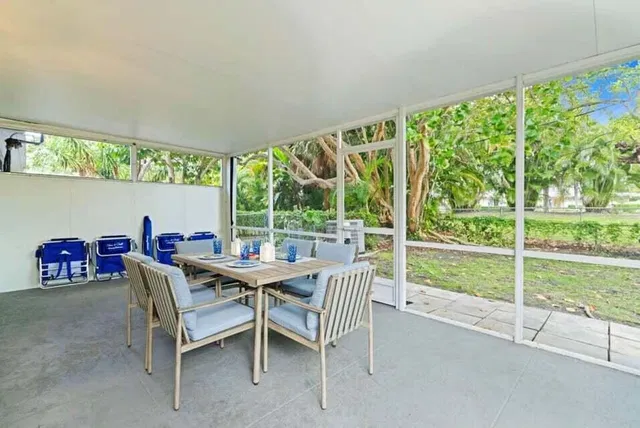 Singer Island Residence photo 25