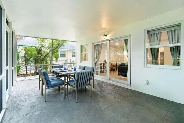 Singer Island Residence photo 26