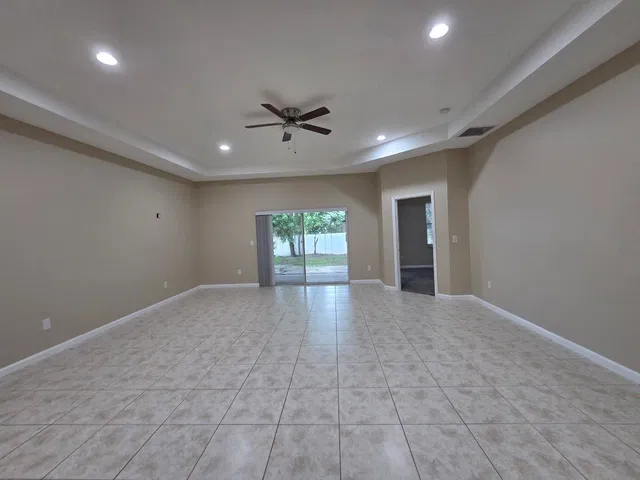 Residence photo 14