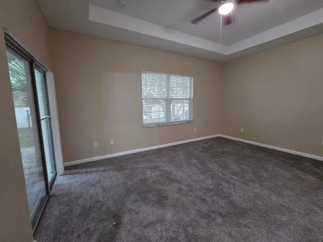 Residence photo 17