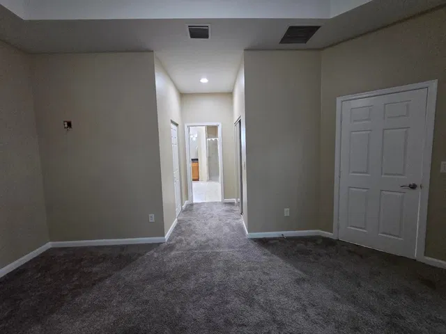 Residence photo 21
