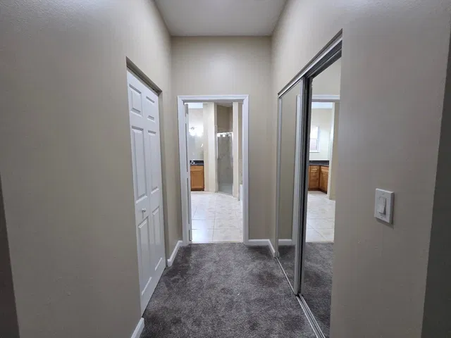 Residence photo 22