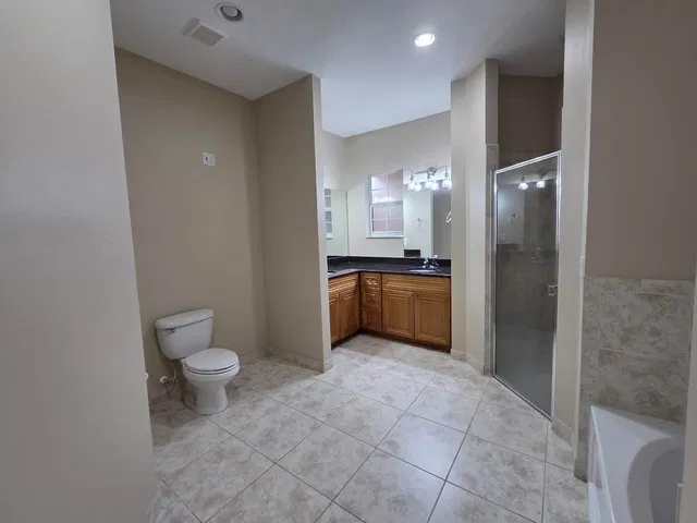 Residence photo 24