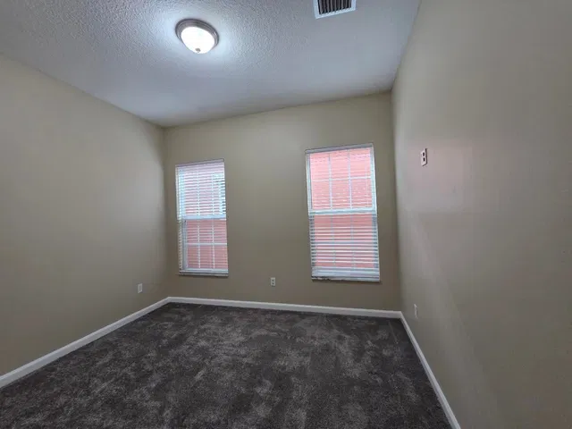 Residence photo 33