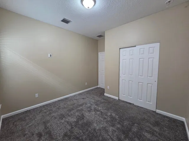 Residence photo 35