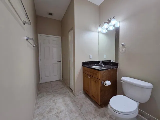 Residence photo 39