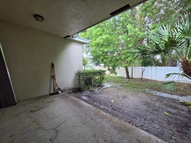 Residence photo 45