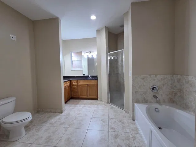 Residence photo 74