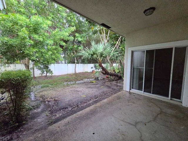 Residence photo 75