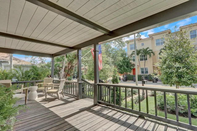 Residence photo 6