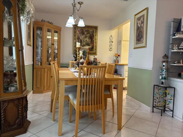 Residence photo 8