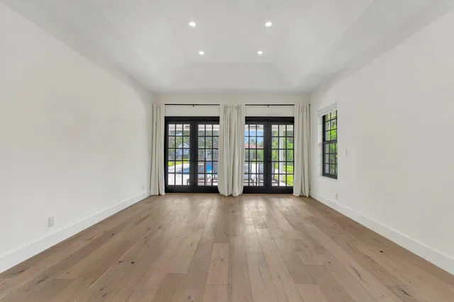 Steeplechase Residence photo 20