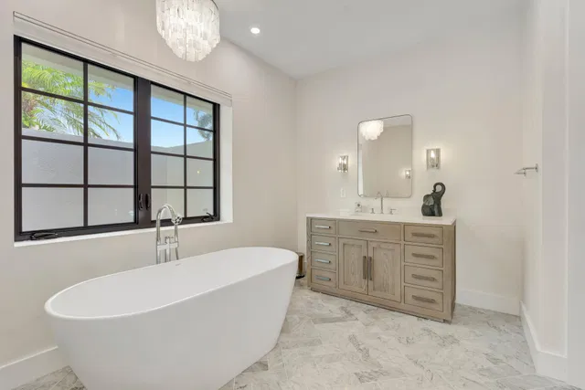 Steeplechase Residence photo 24