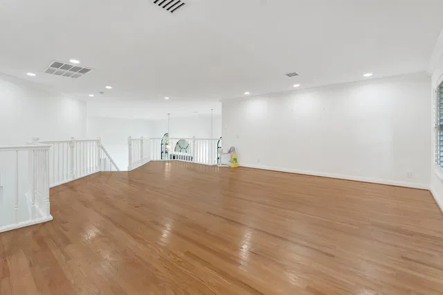 Steeplechase Residence photo 27