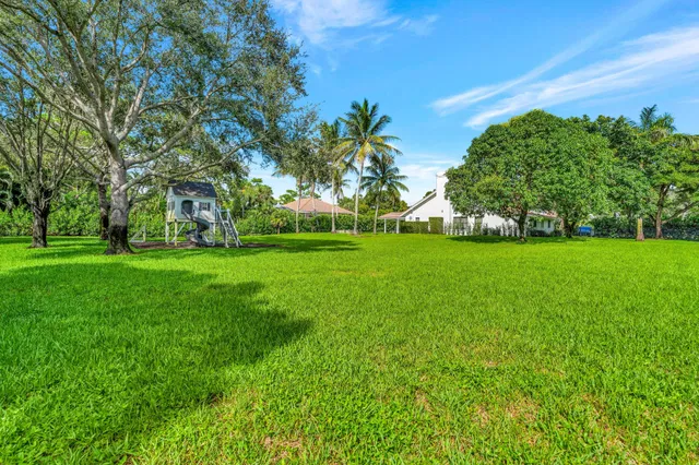 Steeplechase Residence photo 46