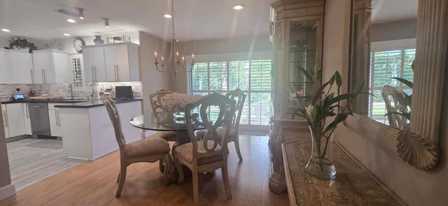 Residence photo 19