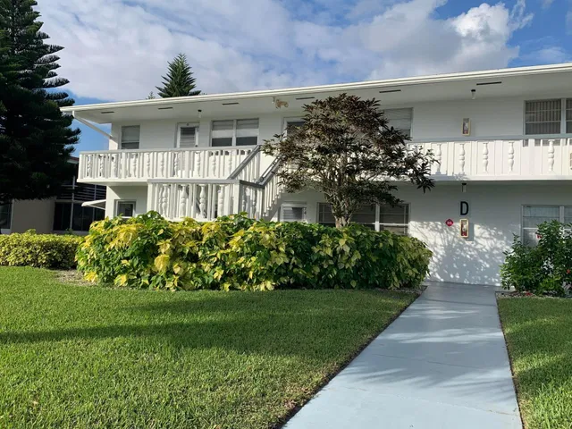 Residence photo 3