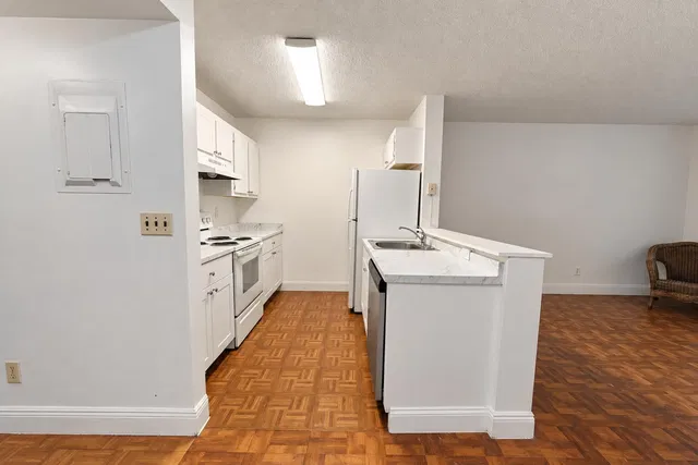 Residence photo 6