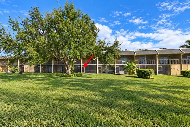 Residence photo 16