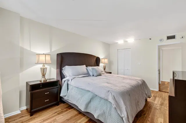 Residence photo 15