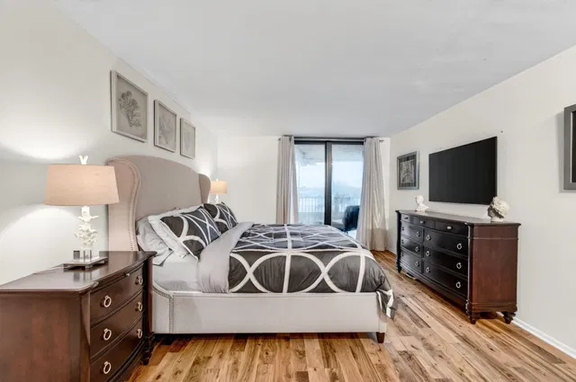 Residence photo 30