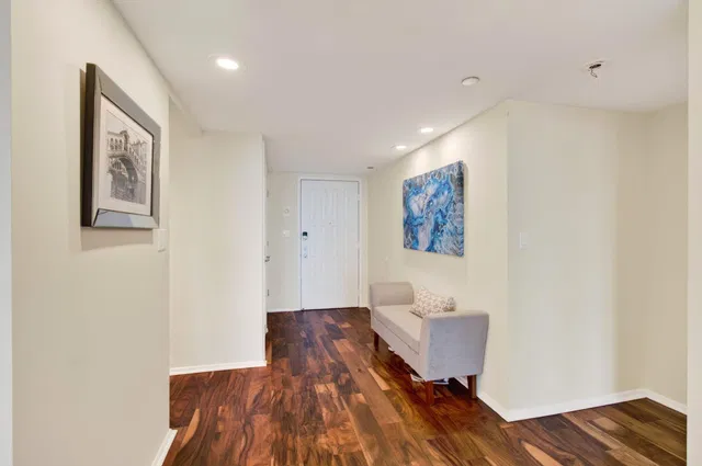 Residence photo 54