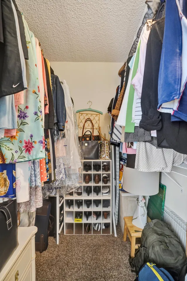 Unit B-1 photo 20