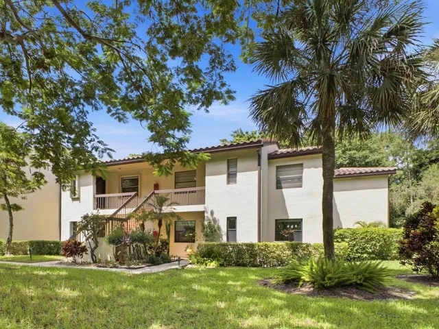 Boca Lago Country Club Homes Unit 1-I photo 2