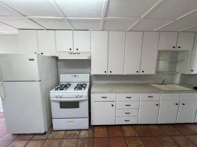 Unit #1 photo 8
